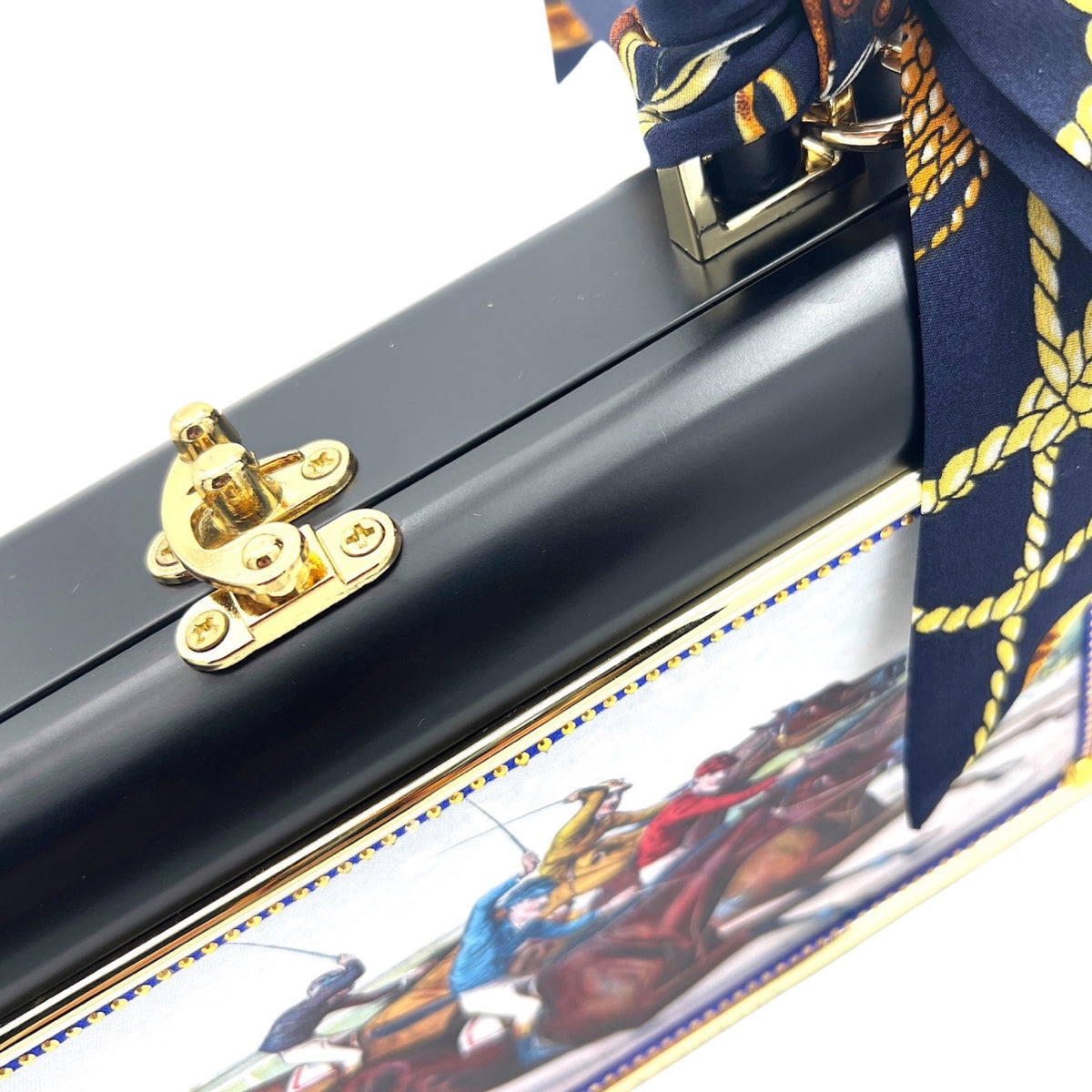 Dashing at the Derby Bag