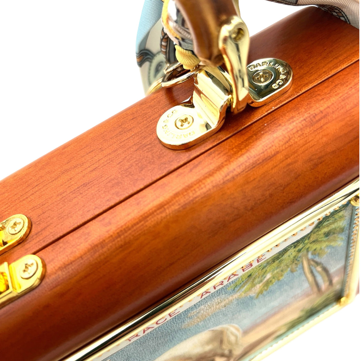 Pearl Beauty Argyle Bag