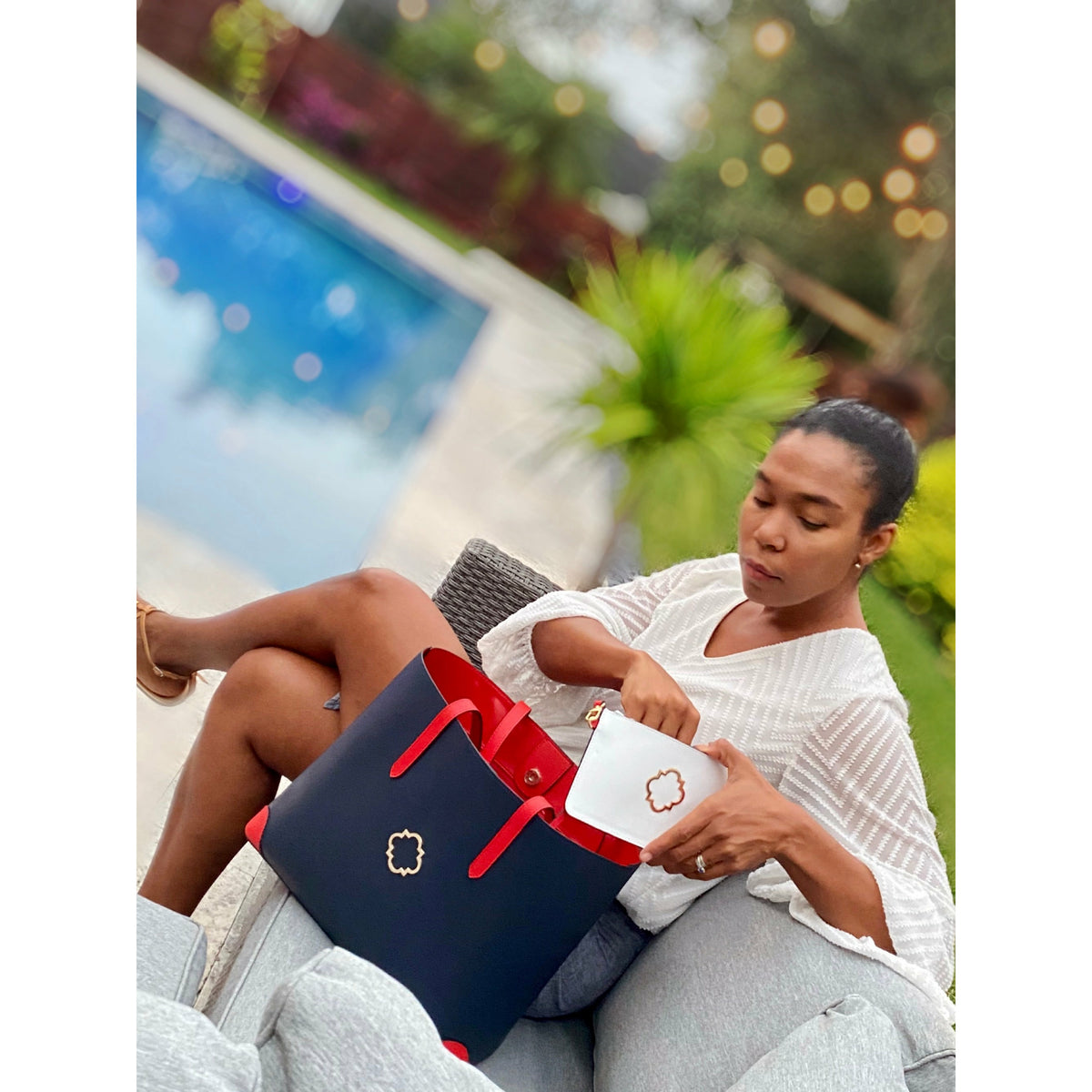 Atlas Tote in Navy/Red - Darling Clutch Company