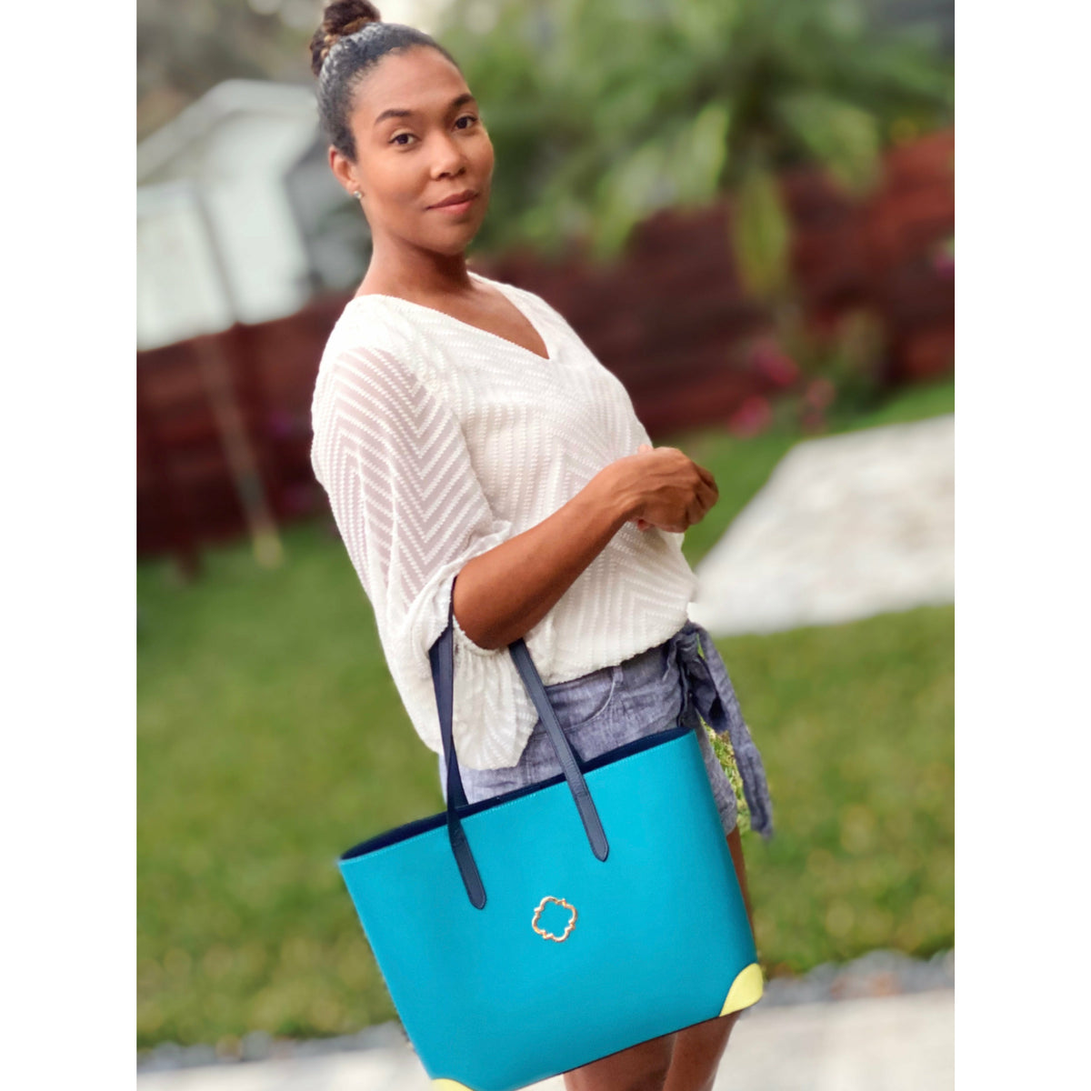 Atlas Tote in Turquoise - Darling Clutch Company