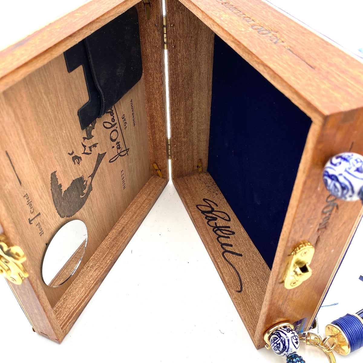 Pawley&#39;s Toile Blue Bag - Darling Clutch Company